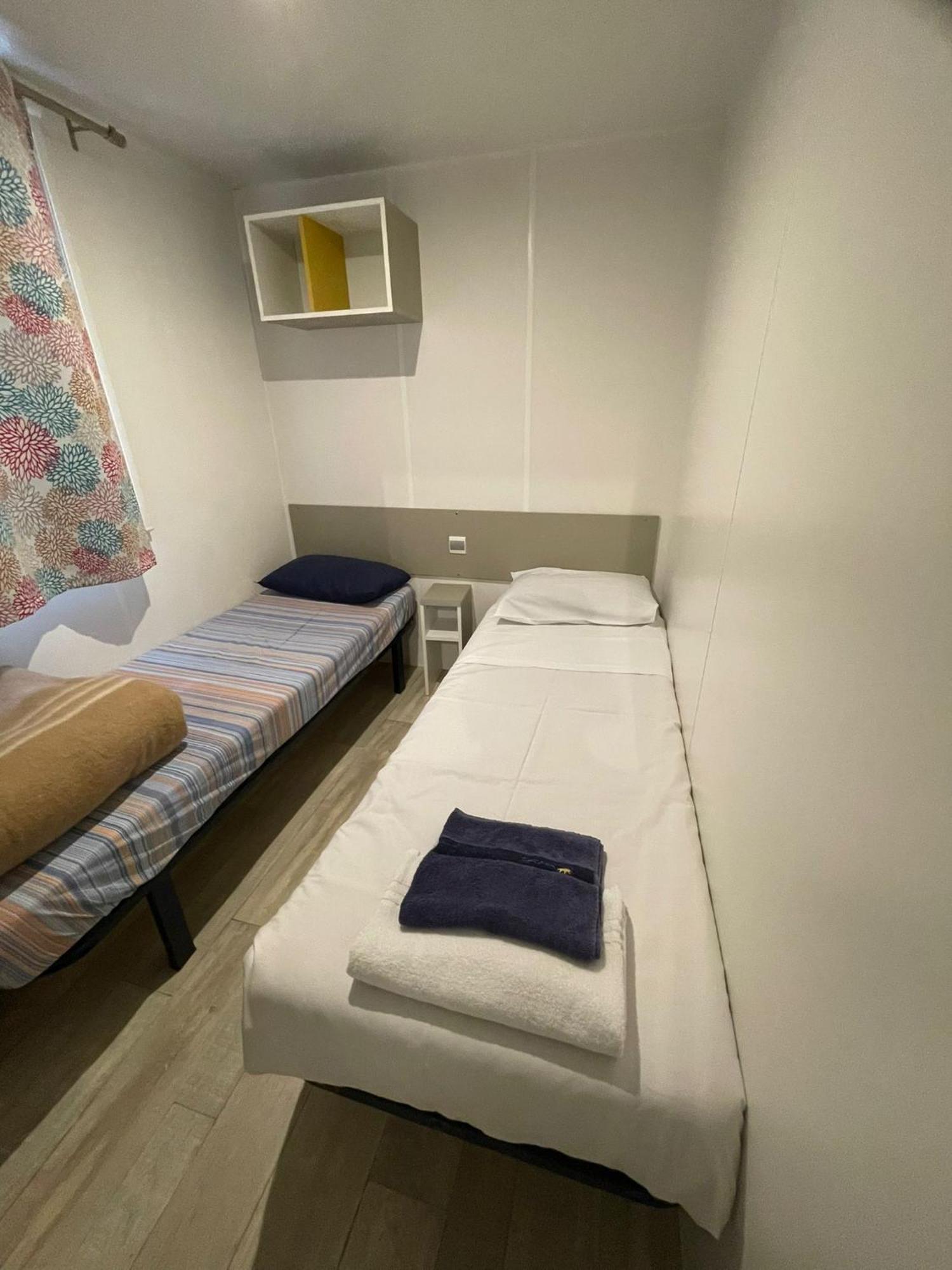 Happy Camp Mobile Homes In Camping Iscrixedda Lotzorai Eksteriør bilde