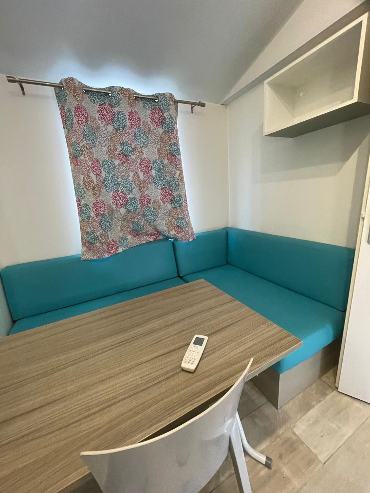 Happy Camp Mobile Homes In Camping Iscrixedda Lotzorai Eksteriør bilde